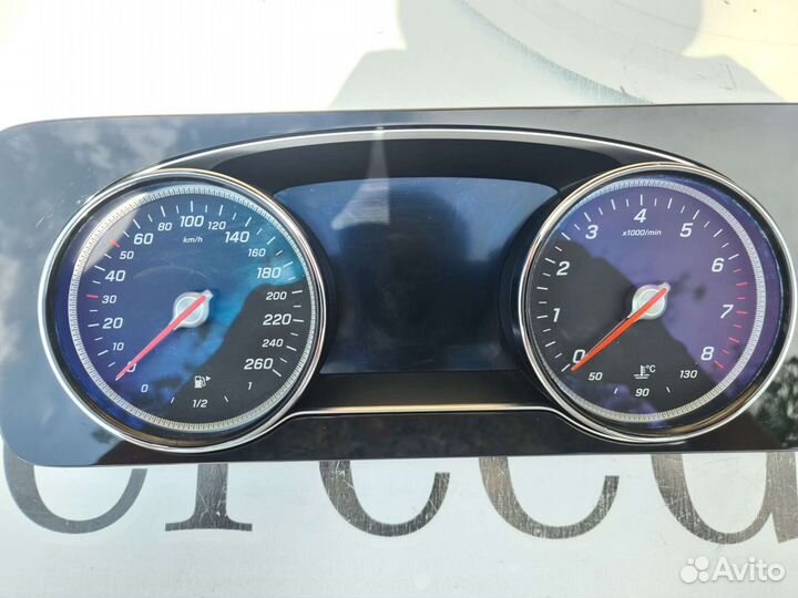 Щиток приборов Mercedes W213