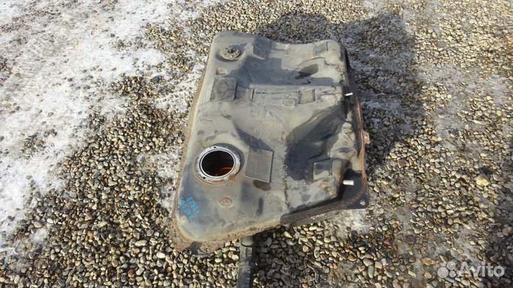 Бензобак Toyota Allion ZRT265 2ZR-FAE 2012/03