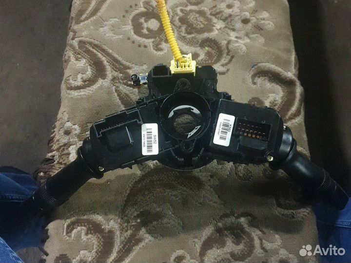 Подрулевой переключатель в сборе киа сиид 2 jd