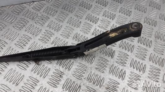 Щеткодержатель лобового стекла mercedes benz GL-cl