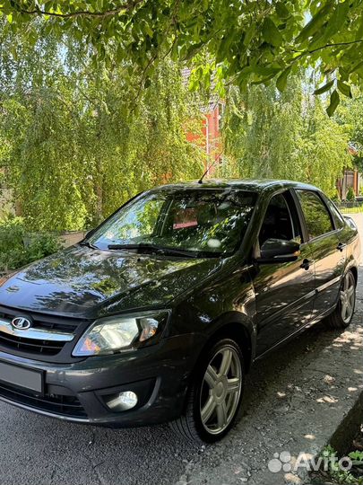 LADA Granta 1.6 МТ, 2015, 197 000 км