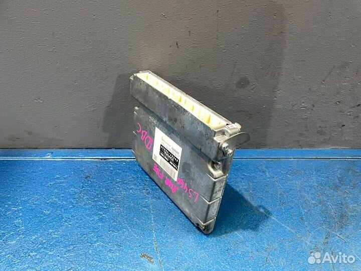 Эбу двигателя Lexus Ls460 USF40