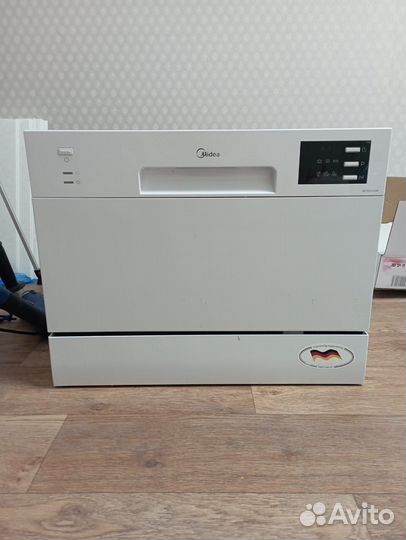 Mocapdi:Посудомоечная машина Midea mcfd55320W