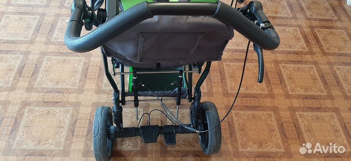 Кресло-коляска 