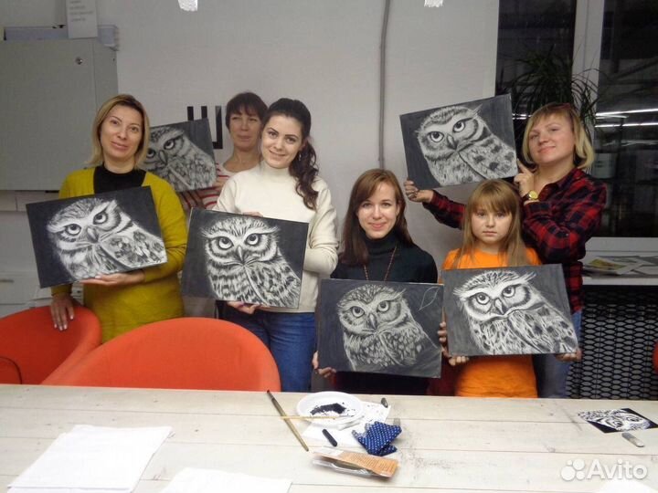 Преподаватель живописи и рисунка