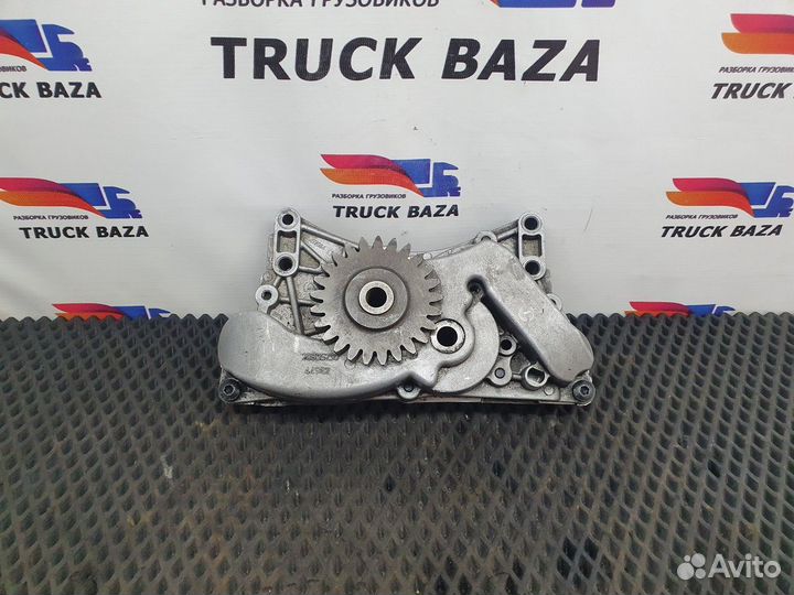 7421736639 Насос масляный