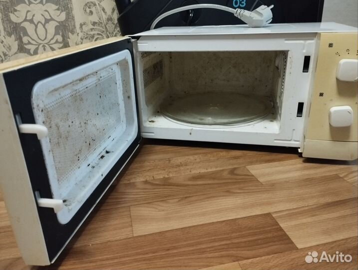 Микроволновая печь