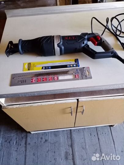 Сабельная пила pit