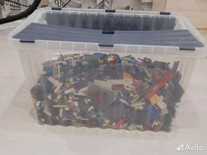 Лего из разных комплектов с инструкциями