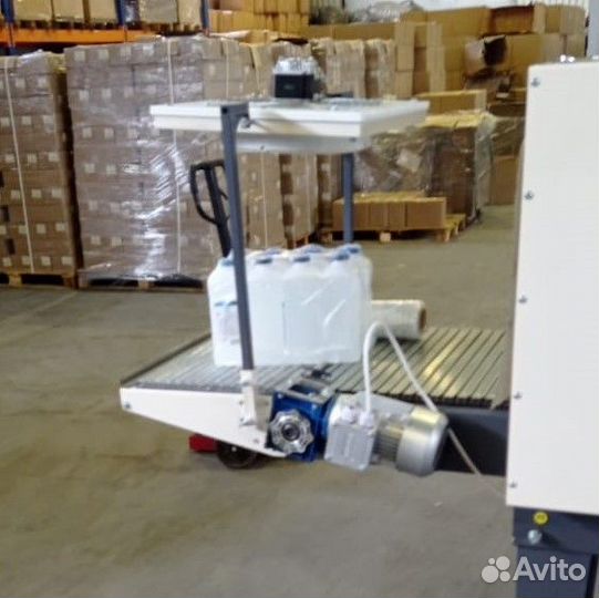 Термоусадочный упаковочный аппарат (п)