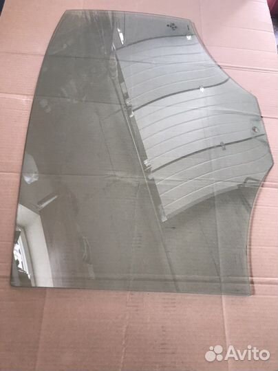 Стекло заднее левое VW Jetta 6 2012г