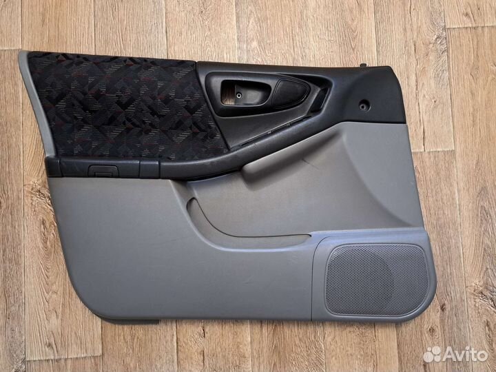 Дверьные карты субару легаси ланкастер