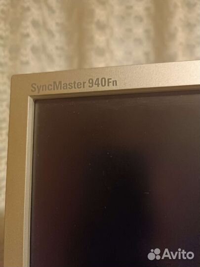 Монитор Samsung ls19hapasq,отдам клавиатуру