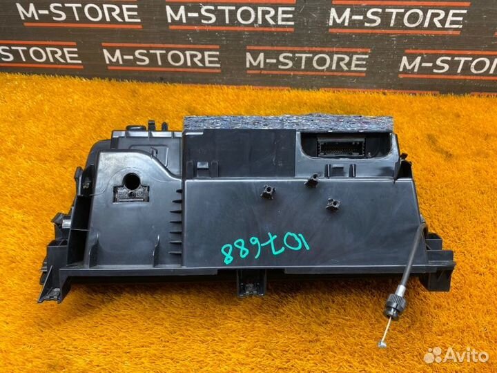 Бардачок Audi Q7 4LB BHK 2009