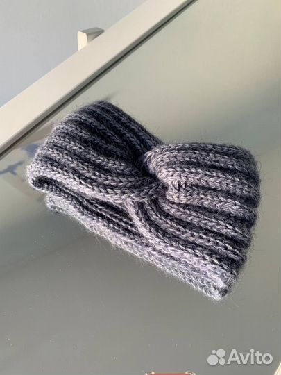 Повязка на голову вязаная