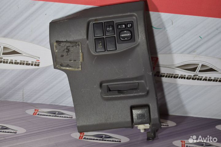 Пластик торпеды c Toyota Prius ZVW30 2ZR-FXE