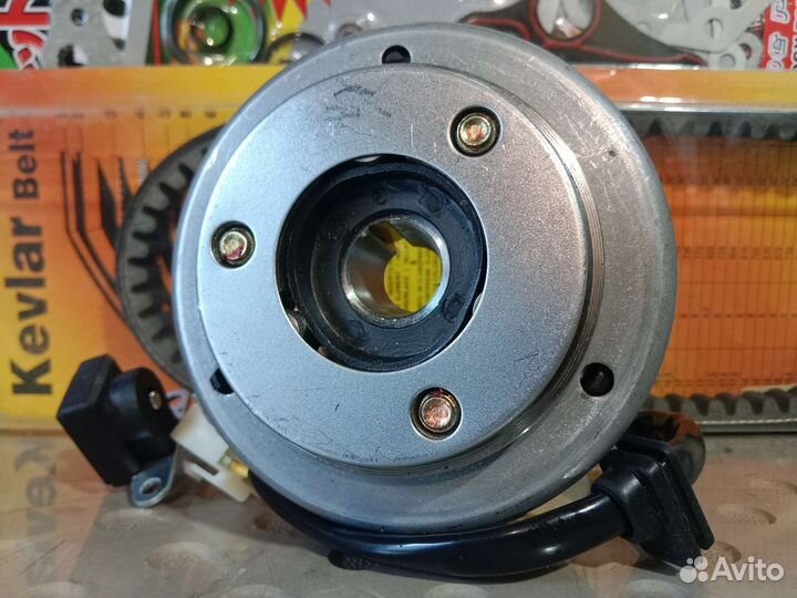 Генератор на мопед в сборе