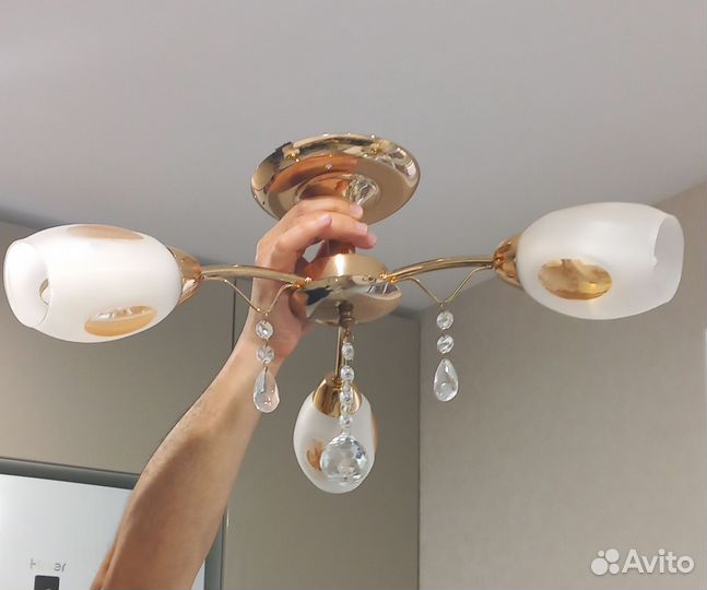 Люстра потолочная бу 3 лампочки
