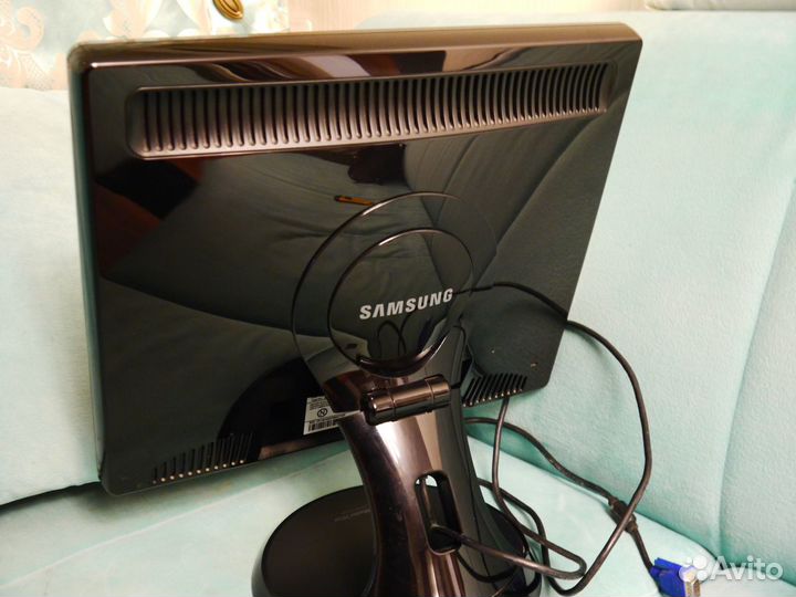 Монитор Samsung Syncmaster 1280x1024 75 Гц