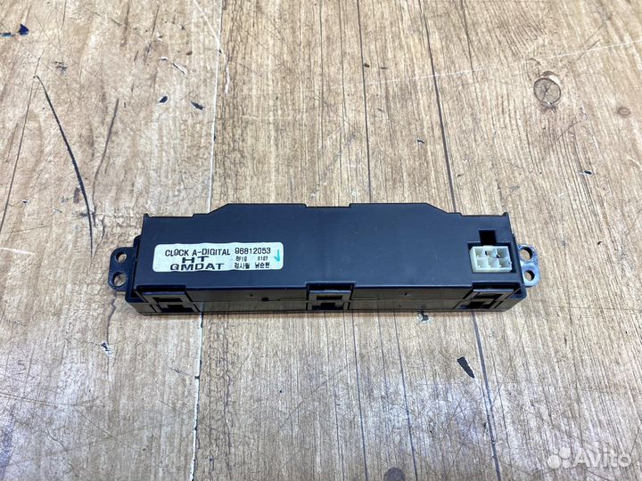 Часы электронные Chevrolet Lacetti хэтчбек