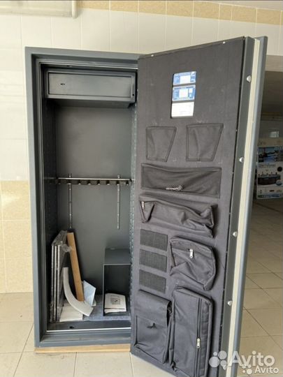 Оружейный сейф