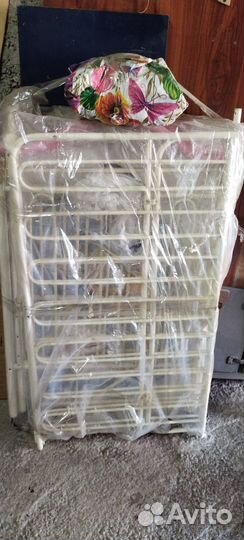 Кроватка детская металлическая