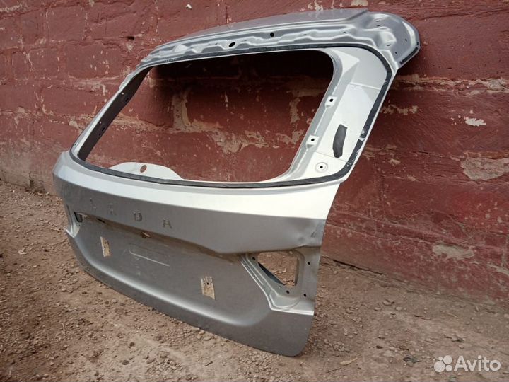 Крышка багажника LADA vesta Cross SW