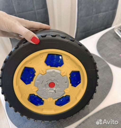 Паркинг для машинок винтовой