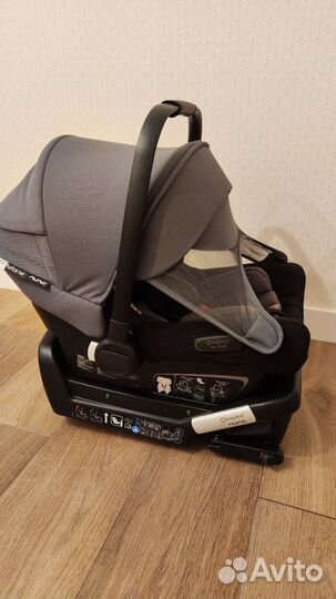 Автолюлька Bugaboo Turtle Air by Nuna с базой