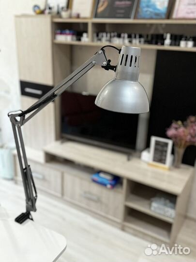 Лампа настольная
