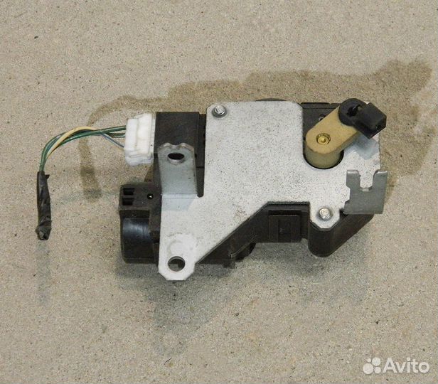 Привод заслонки печки Nissan Maxima J30