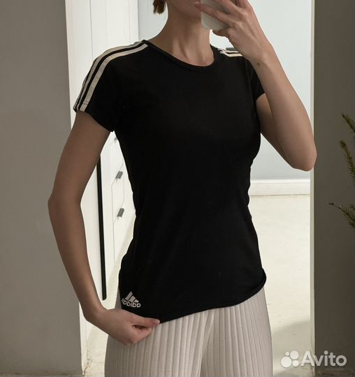 Футболка adidas