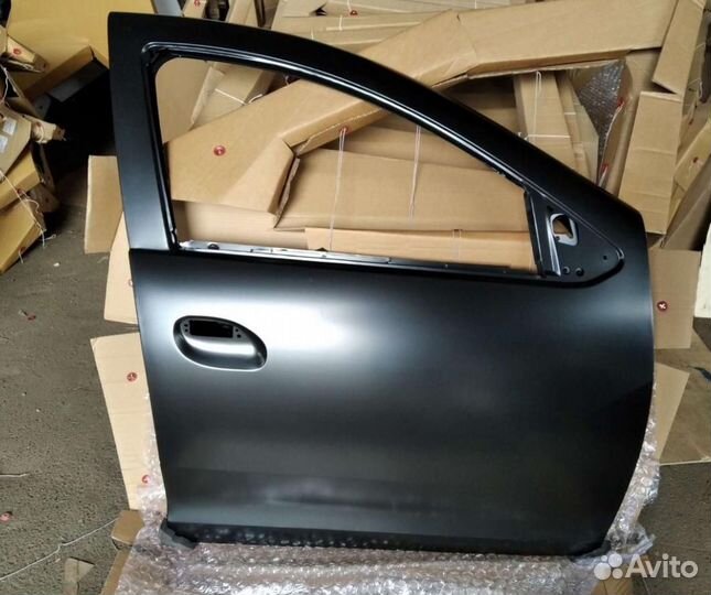 Дверь передняя правая левая Renault Logan 2 2014