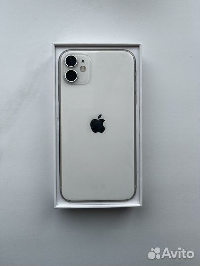 iPhone 11, 64 ГБ