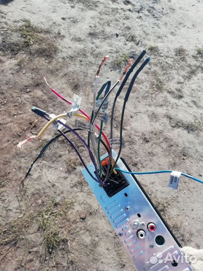 Магнитола в автомобиль