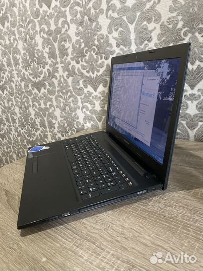 Мощный ноут A10 4 ядра 3.10Ghz/12 озу/2 видюхи/SSD