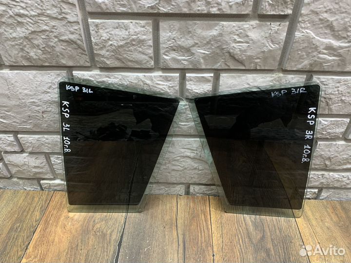 Kia Sportage Стекло двери задней (форточка) LH RH