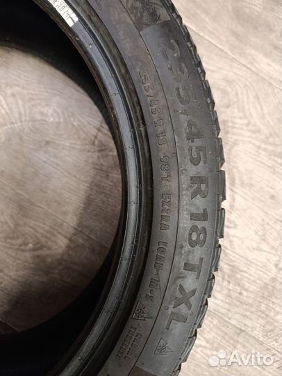 Continental IceContact 2 235/45 R18