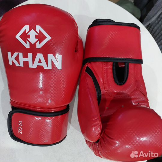 Перчатки Khan