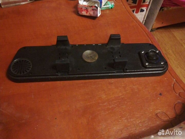 Видеорегистратор на зеркало