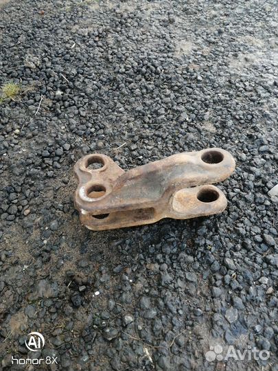 Серьга для навесного