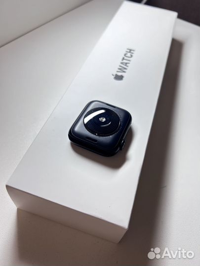 Часы Apple Watch se 2 44 mm