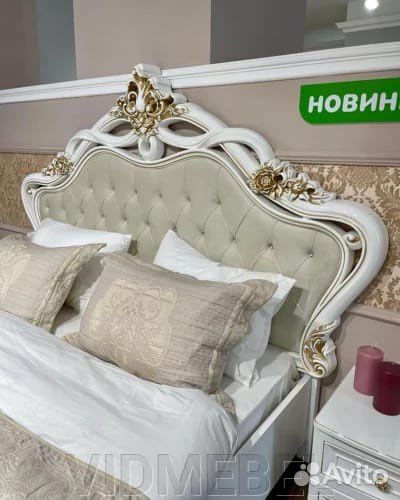 Спальный гарнитур Александра