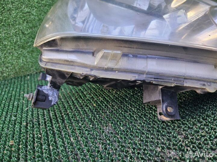 Фара правая Nissan X-Trail T31 2.0 MR20DE CVT 2008