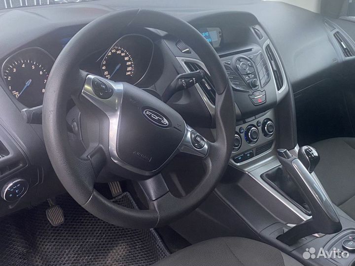 Ford Focus 1.6 МТ, 2012, 113 465 км