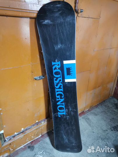 Сноуборд с креплением и ботинками