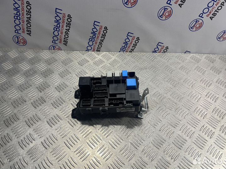 Блок предохранителей Kia Rio