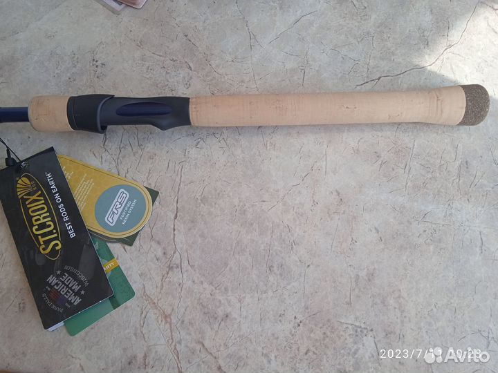 Продам спиннинг