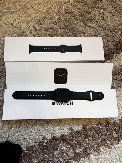 Продам часы apple watch se