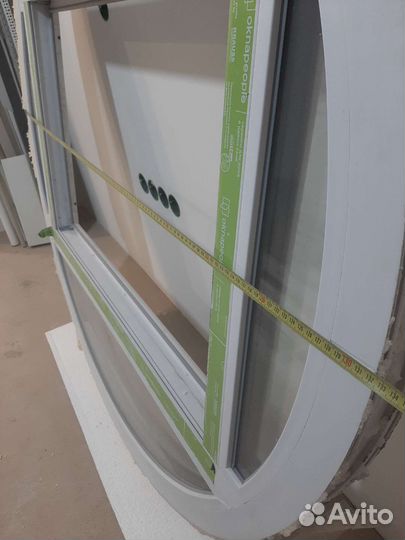 Круглое окно